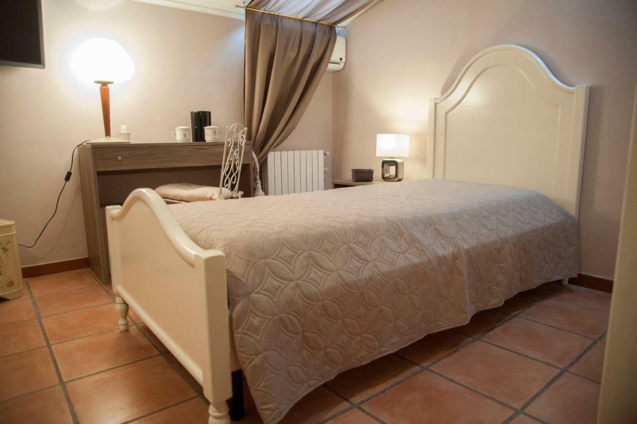Residenza D'Oria B&B Foggia Exterior foto